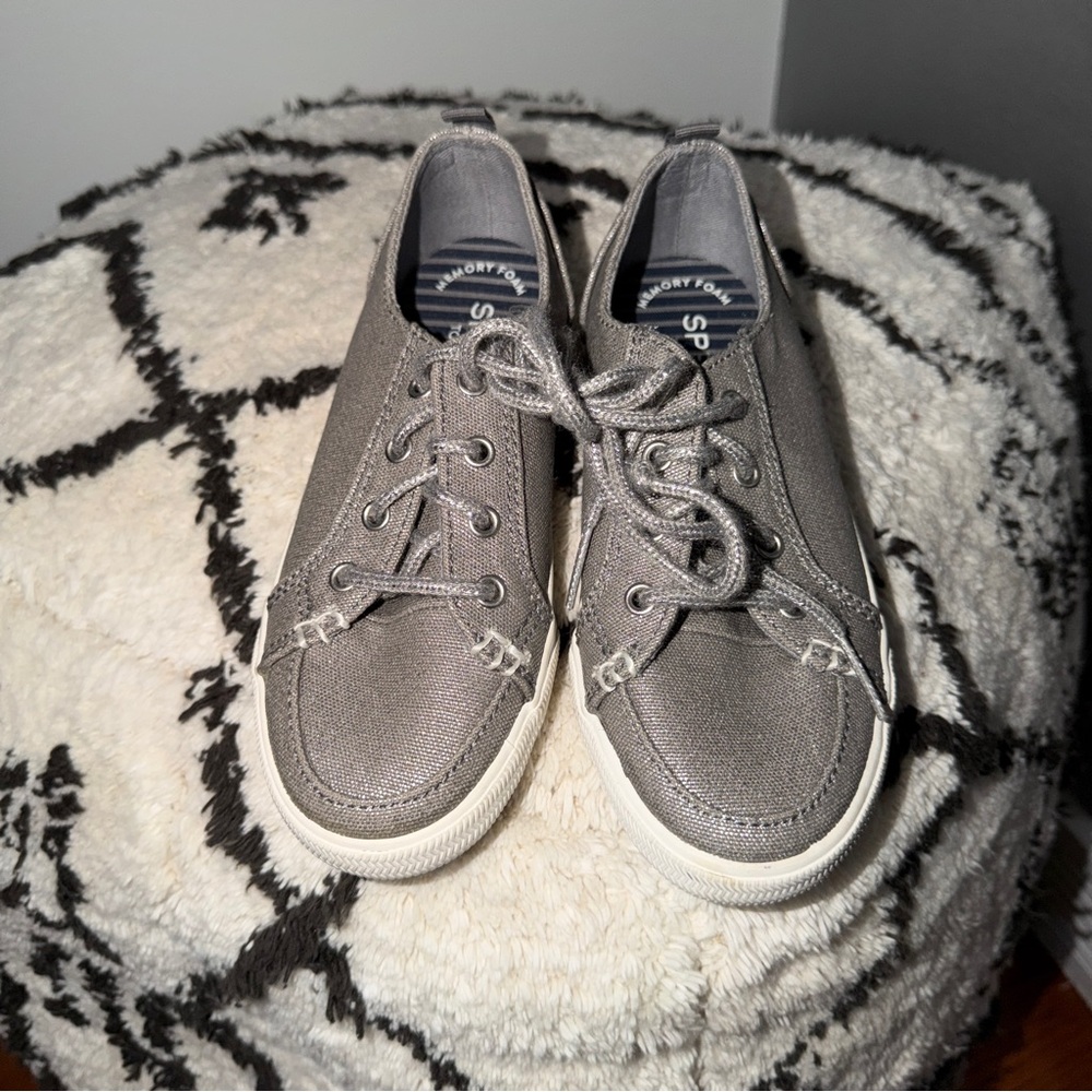 Sperry Kids Lounge Sneaker Gray Canvas Size 12.5 Memory Foam Casual Shoes Preppy
